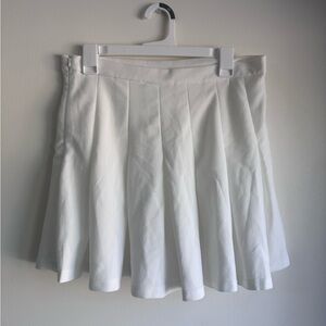 SHEIN Classic White Circle Skirt